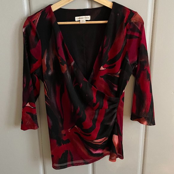 Red Abstract Long-Sleeve Blouse - Picture 1 of 3